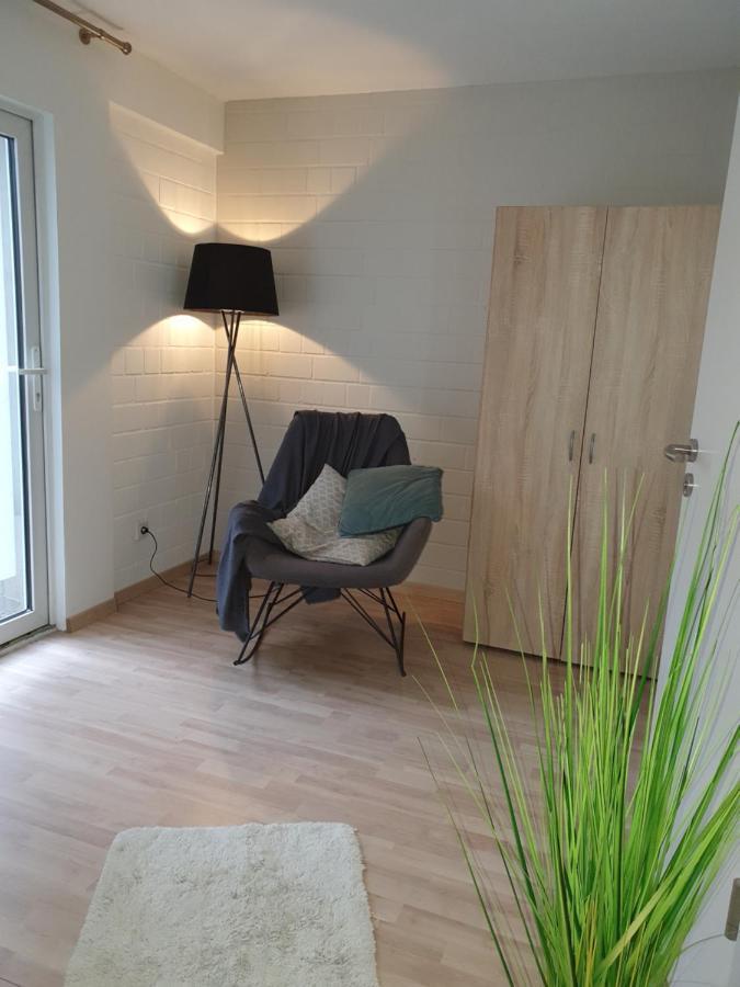 Privat Apartaments , Eigene Eigang, Eigene Badezimmer, Und Eigene Kueche Straelen Exterior photo